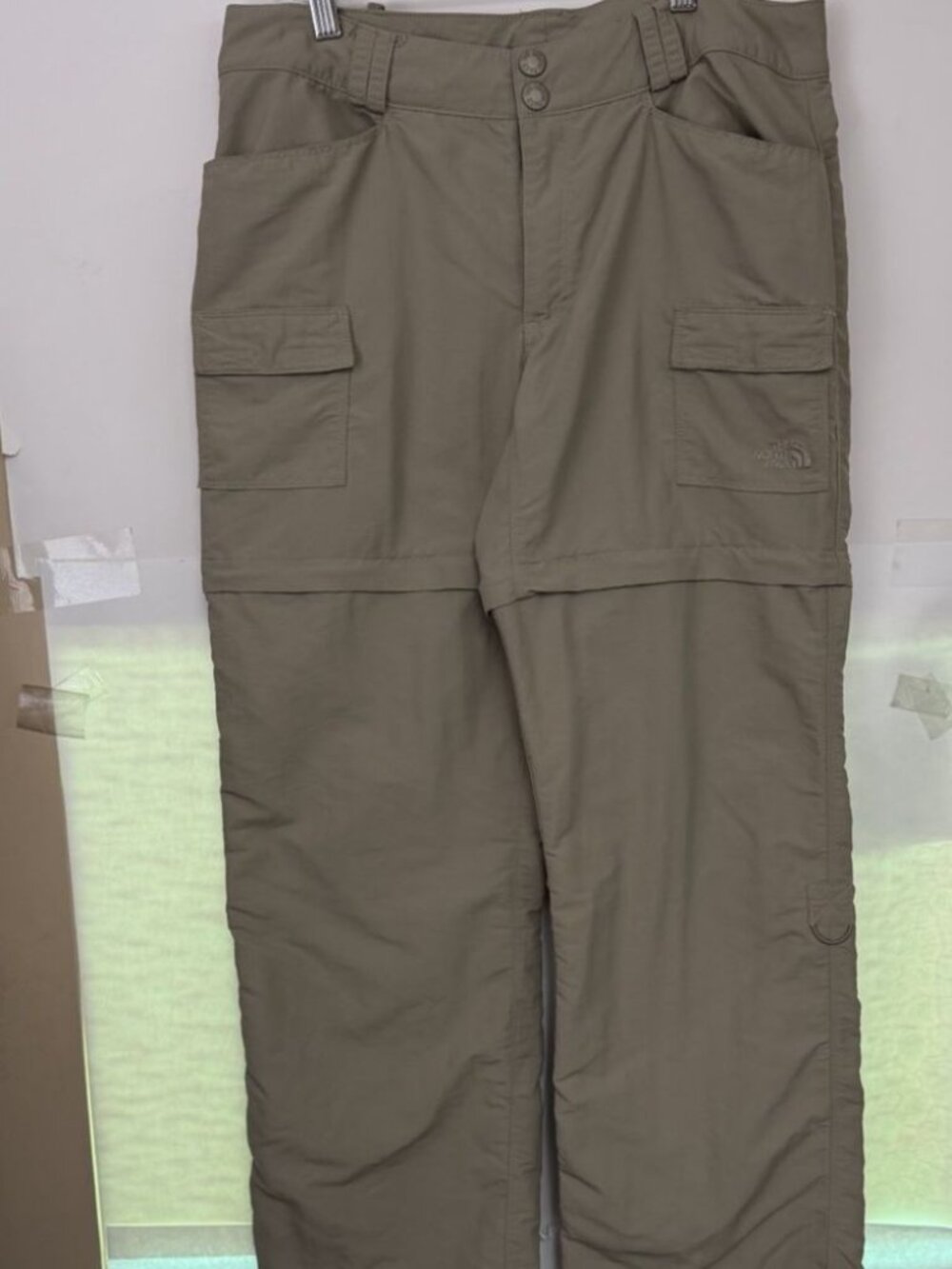 North Face Women’s 12 Short / Court Pant Tan Zip Off Cargo Shorts Hiking - Picture 2 of 12